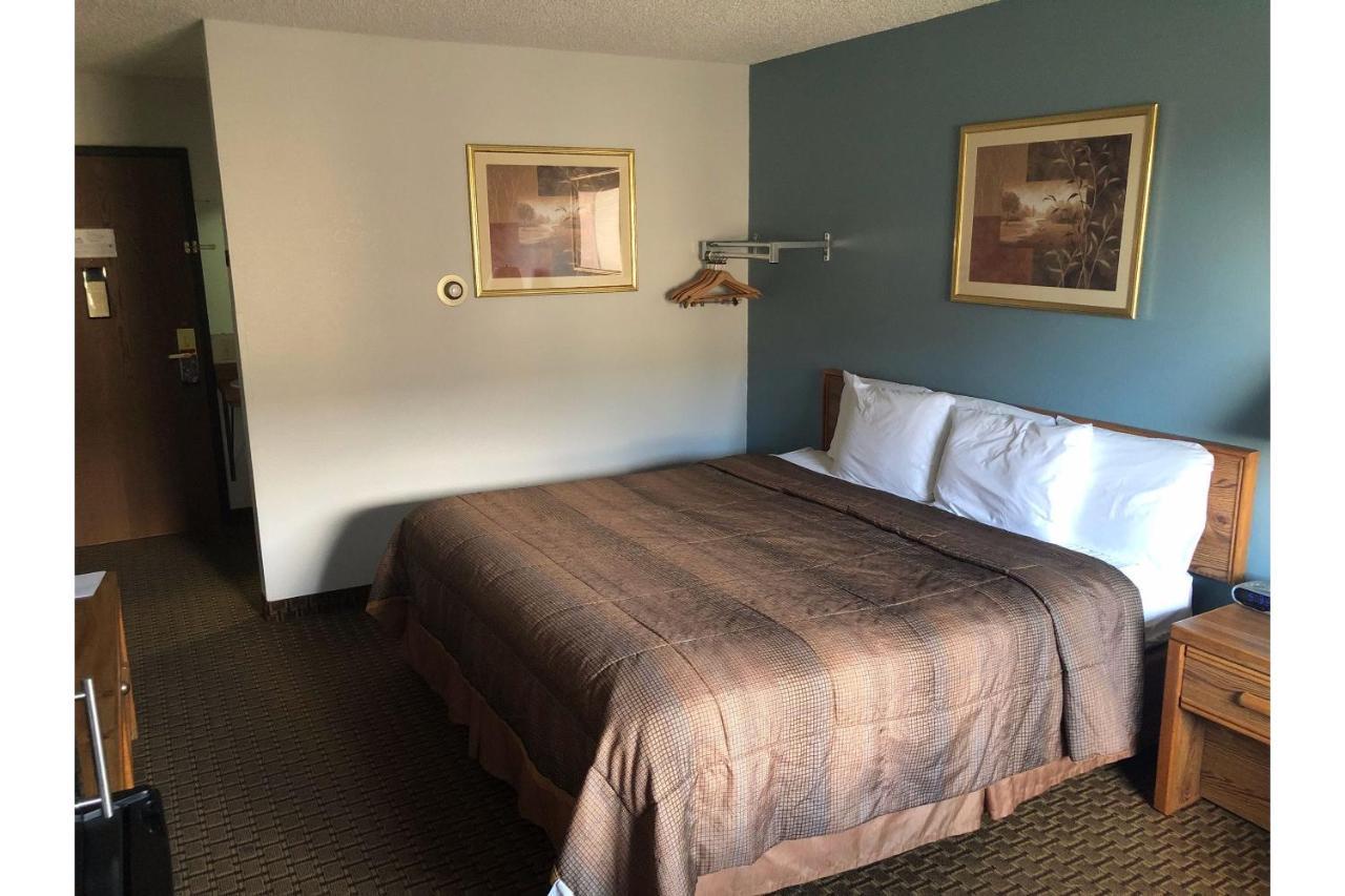 Oyo Hotel Glendive - Yellowstone River Exterior foto