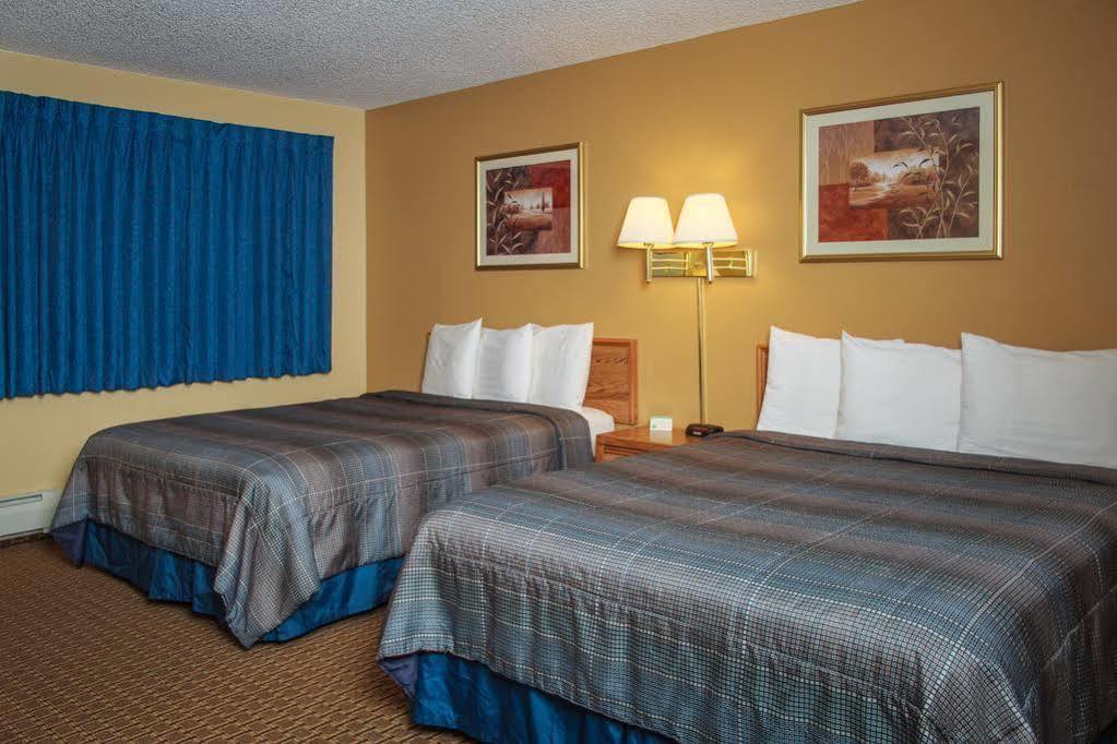 Oyo Hotel Glendive - Yellowstone River Exterior foto